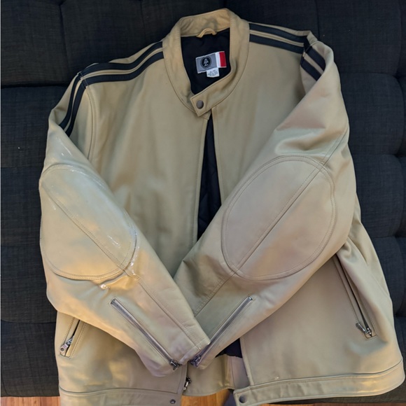 Leather Jacket - Picture 3 of 5